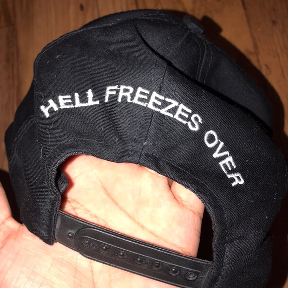 EAGLES 1994 SNAPBACK HAT - Picture 2 of 5